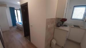Guest house Mia Becici - Sobe i Apartmani