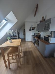 Appartements Appartement cosy- centre de Douvres la Delivrande : Appartement 1 Chambre