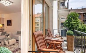 Buda Gem Apartment with Parking