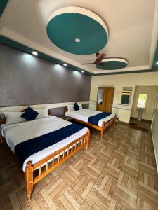 The Midway Jungle Resort