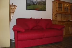 Apartment with Mountain View