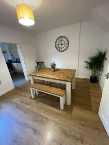 3-Bed House near Salisbury Cathedral & Attractions