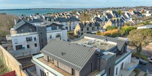 Appartements Evasion en bord de mer - 350m plage - Garage prive : photos des chambres