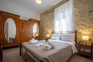 Kalomiris Thea Suite