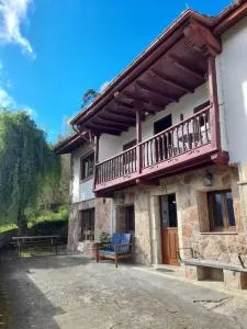 Casa rural en la costa de Asturias - Buelna
