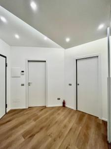 Central Side Apartment