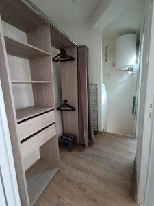 Appartements Le Repere De Charles Reboul : photos des chambres