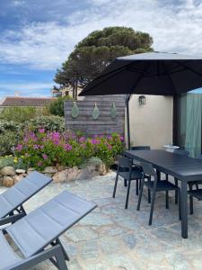 Maisons de vacances Casa Vista Bella - Maison en Corse avec grande terrasse et acces direct a la mer, Marine de Sant'Ambroggio entre Calvi et L'Ile Rousse : photos des chambres