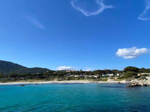 Maisons de vacances Casa Vista Bella - Maison en Corse avec grande terrasse et acces direct a la mer, Marine de Sant'Ambroggio entre Calvi et L'Ile Rousse : photos des chambres