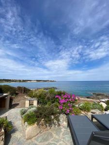 Maisons de vacances Casa Vista Bella - Maison en Corse avec grande terrasse et acces direct a la mer, Marine de Sant'Ambroggio entre Calvi et L'Ile Rousse : photos des chambres