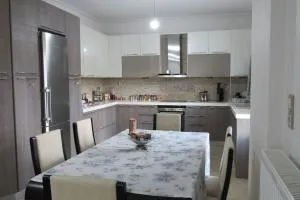 The house of the sunset - Ayía Evthimía