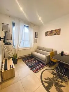 TonyaFlowersapp - 伊斯术