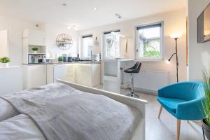 Castle View - NEW - Romantic