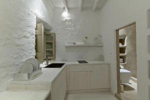 MELANOPETRA boutique apartments Nisyros Greece