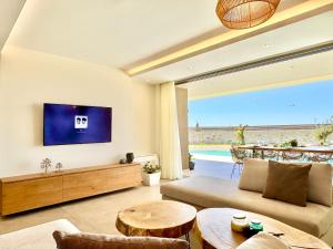 Afionas Aethereum Luxury Villa Concept by DadoVillas