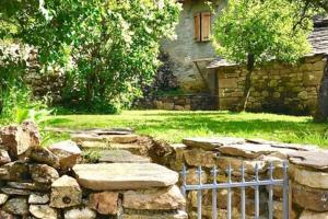 Maisons de vacances Gite Mas d’Eden Lozere : Maison 3 Chambres 