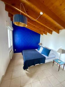 Jolie petite maison rénovée piscine