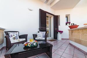ALL INCLUSIVE - La Perla Apartment by Diddoi
