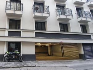 Royal studio in the center with free parking!