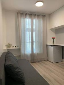 Charming Studio Eiffel Tower