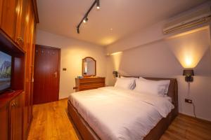 Blloku Unique Apartments 3