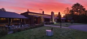 Nature Shelter Hotel