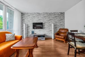 Warsaw Targówek Suite - 54m2, Balcony, Bus nearby - by Rentujemy