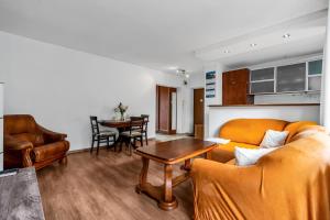 Warsaw Targówek Suite - 54m2, Balcony, Bus nearby - by Rentujemy