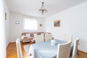 Apartment Srecko