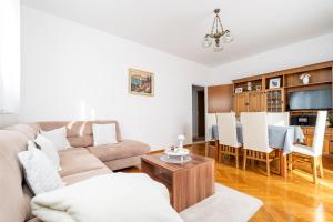 Apartment Srecko