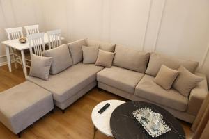 AMEL Deluxe Apartment