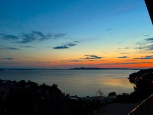 Mobile Home SkyLine - beautiful sea view - on the palm of the beach 