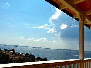 Mobile Home SkyLine - beautiful sea view - on the palm of the beach