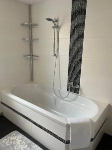 Charmantes Ferienhaus - Velden