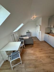 Appartements Studio Saint Cyr : Appartement 1 Chambre