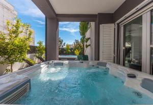 House with pool Ledenko