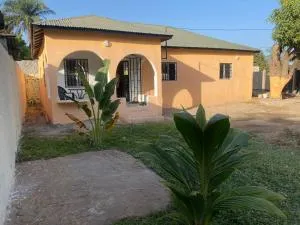 Good Vibes Guesthouse - Ker Bakary