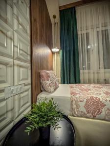 Calla Bella Rooms & Snack Bar
