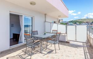 Stunning Apartment In Komarna With Wifi