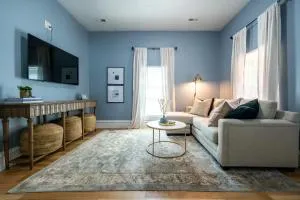 Affordable, Quaint Retreat! 5 Mins to Downtown - Speedway