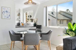 Golden State of Mind Coastal Haven in Broadbeach