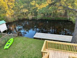Bay Breeze Bliss-Hot Tub, Bar and Canal 5mi to Beach