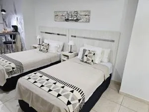 Diseño y confort Monoambiente a pasos del Río! - Alto Verde