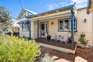 Home in Lamington - Boulder