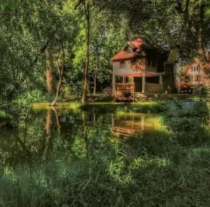 River House - Crvenka