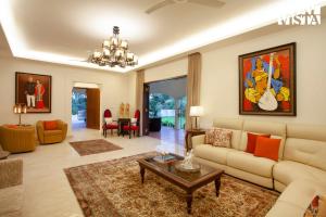 StayVista at Silver Oak Farm - Breakfast Included