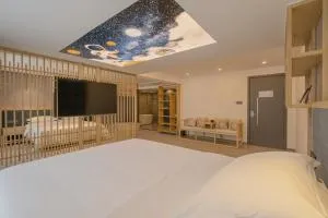 Rivulet Mountain Hotel - Zhangjiajie Forest Park Scenic Area - Hanqiyu