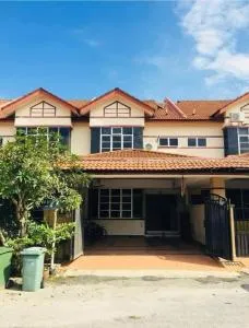 Casa Lily Residence IM8 - Kampong Darat Mak Bar