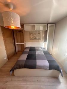 Appartements Charmant appartement F1 : photos des chambres