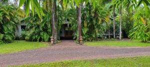 Berry Springs Tropical Retreat